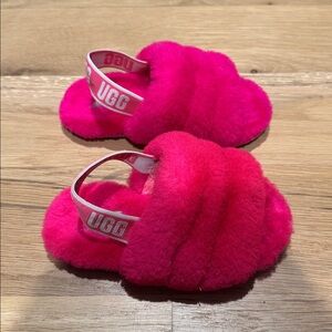 UGG Kids Pink Fluffy Slippers